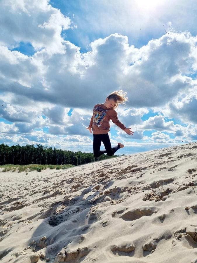 Siedlisko Na Wydmach, Domki Klimatyzowane Леба Екстер'єр фото